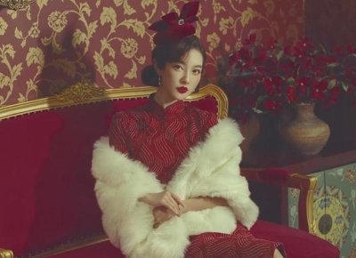 ​加塞辱骂并敲打女司机的车窗，请问：面对男司机你还敢这么嚣张吗