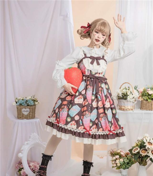 那些显孕又显胖的“校服款”洛丽塔,却深受lo娘的喜爱