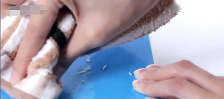 双面胶怎么去除痕迹,怎样才能除掉双面胶留下的痕迹图8