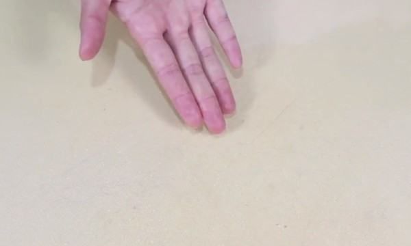 双面胶怎么去除痕迹,怎样才能除掉双面胶留下的痕迹图7