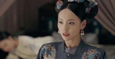 ​她27岁“二婚”嫁乾隆，斗败继后，让令妃成为六宫之主