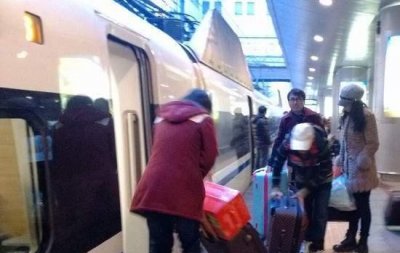 ​去坐高铁行李会称重,乘坐高铁时行李箱重量要求