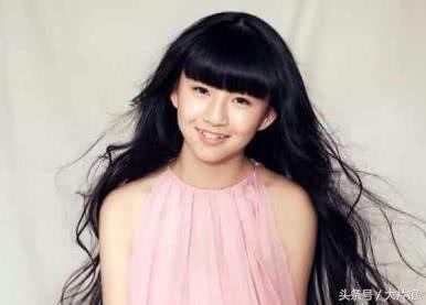 杨丽萍接连力捧两名气质美女