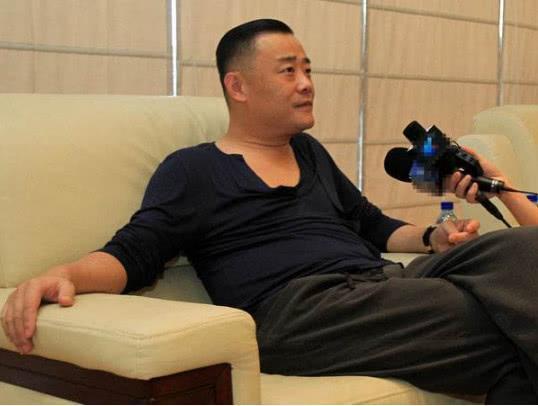 唐爽指责周立波偷换概念,已向上海法院申请通过直播方式审理案件