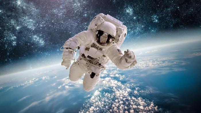 杨利伟是中国首位登上月球的人,却不是第一批宇航员