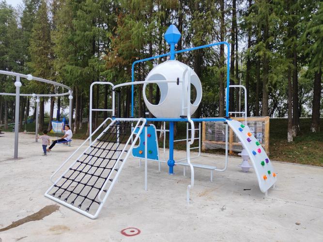 儿童乐园的设施设备有哪些(小区儿童乐园设备-社区儿童游乐设施有哪些种类)