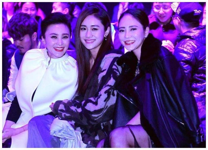 曾经音乐才子朴树，与周迅分手之后，转身娶了我们所熟知的她！