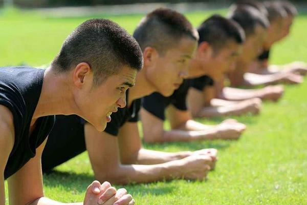 平板支撑的好处 主要是这四个方面 平板支撑的好处 主要是这四个方面