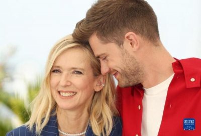 ​戛纳电影节：影片《亲密》将竞逐“金棕榈奖”