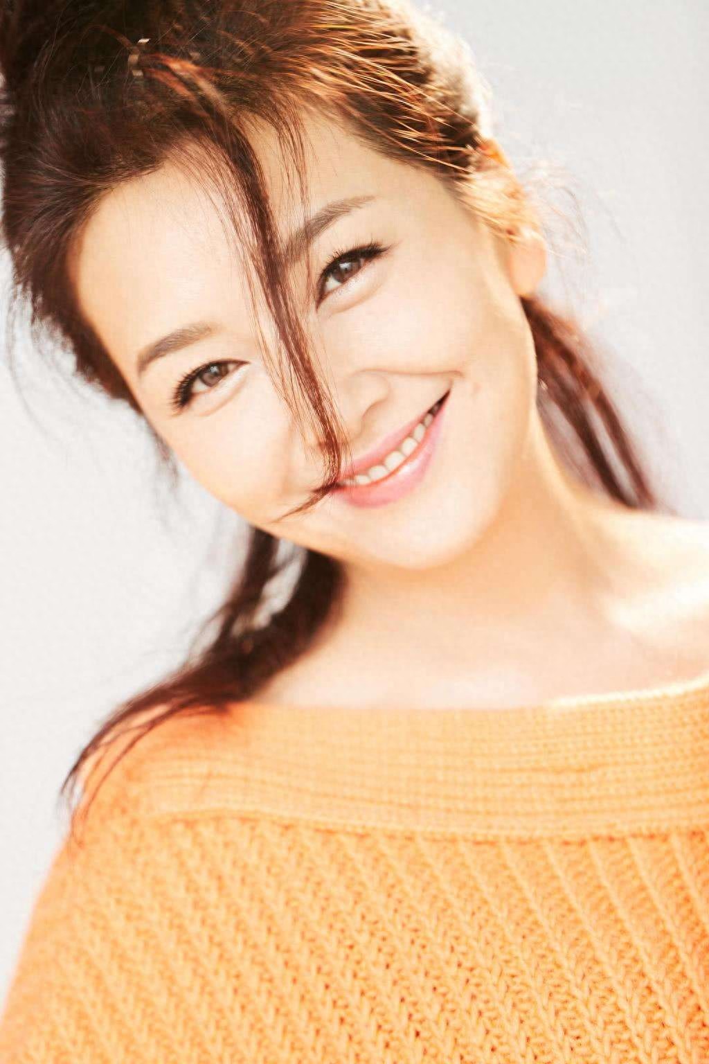 “大众情人”江珊:电影世家,27岁爆红,离婚17年,今仍优雅迷人