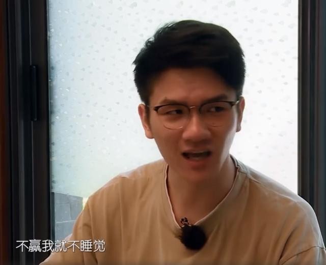 若风退役是为什么（年纪轻轻立遗嘱若风谈退役原因）