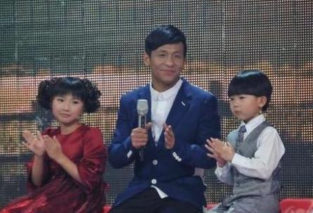 37岁宋小宝老婆近照曝光,亮瞎网友眼睛:难怪被隐藏这么多年啊!