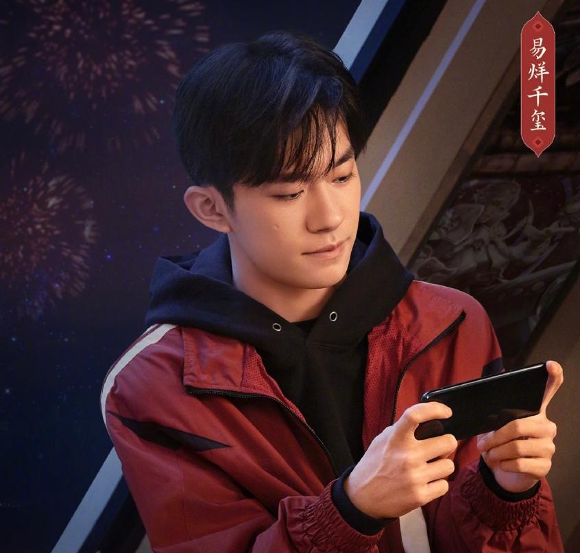 易烊千玺代言什么(易烊千玺代言衣服) 第1张 易烊千玺代言什么(易烊千玺代言衣服) 第1张