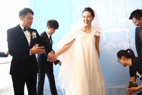 印小天前妻哈琳娜现状 骗婚女采取这种偏激手段真相