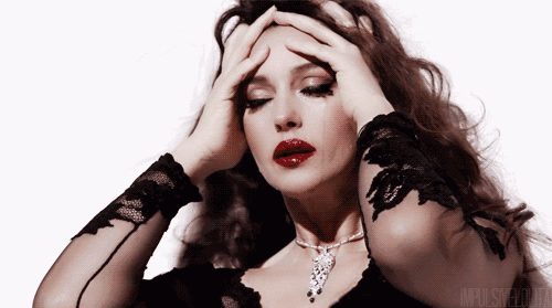 盛世美颜的地球球花：莫妮卡贝鲁奇