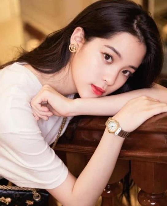 王源和欧阳娜娜关系如何，称呼暴露私下关系，粉丝直呼太甜