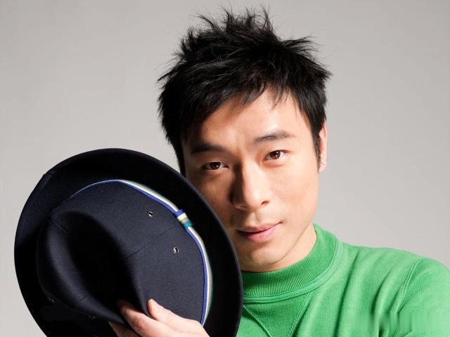 许志安出轨，黄心颖急删相关微博，谁来心疼马国明和郑秀文？