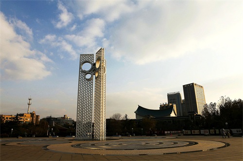 山东省潍坊市风筝广场图片