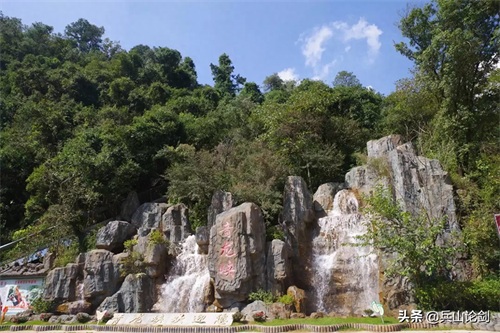 昆明安宁市青龙峡名气不大景色不差