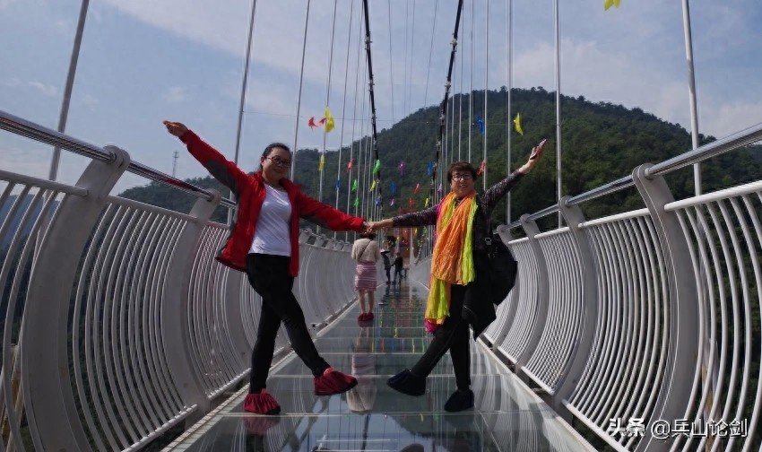 昆明安宁市青龙峡名气不大景色不差