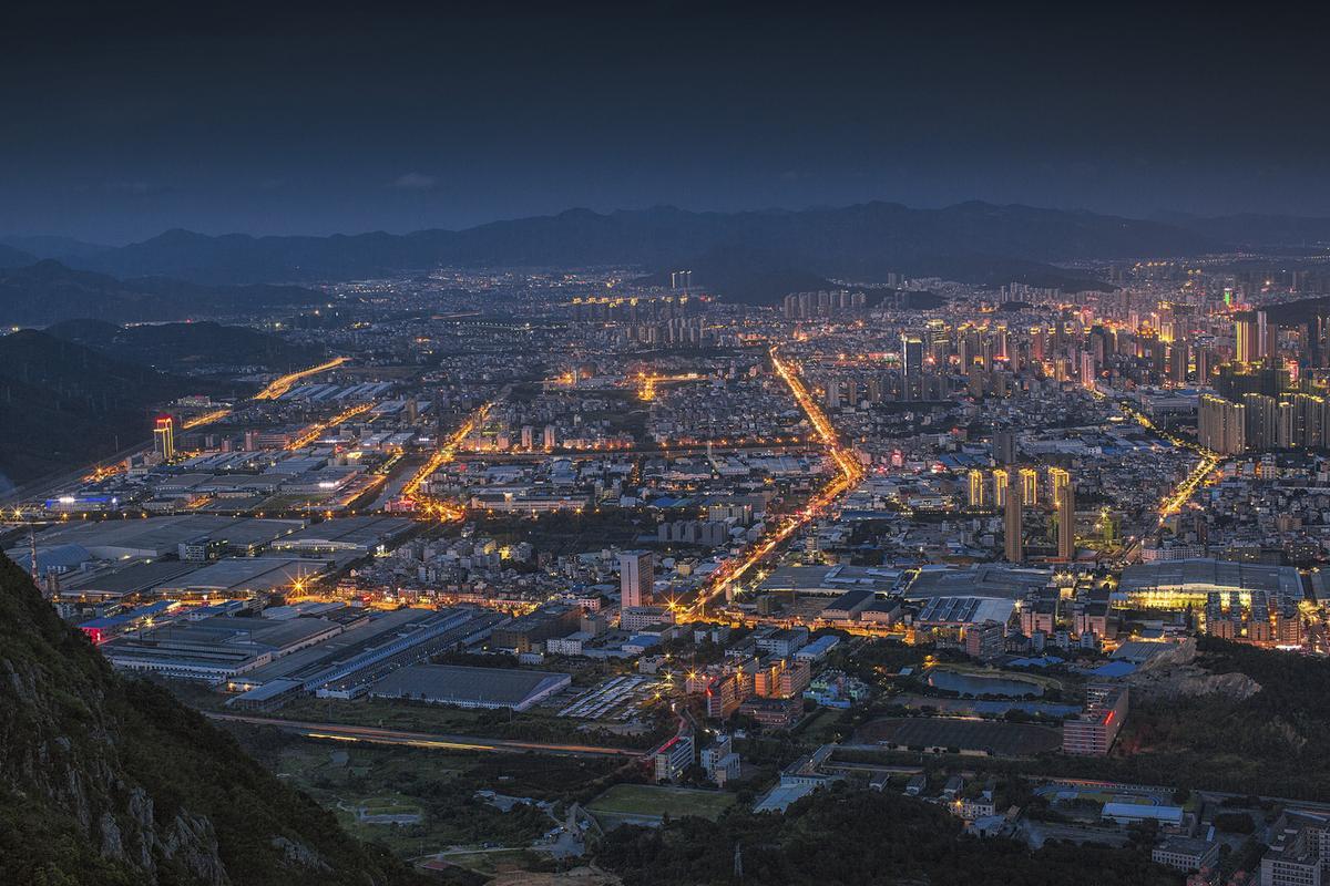 福清和石狮哪个发达(石狮和福清哪个有钱)