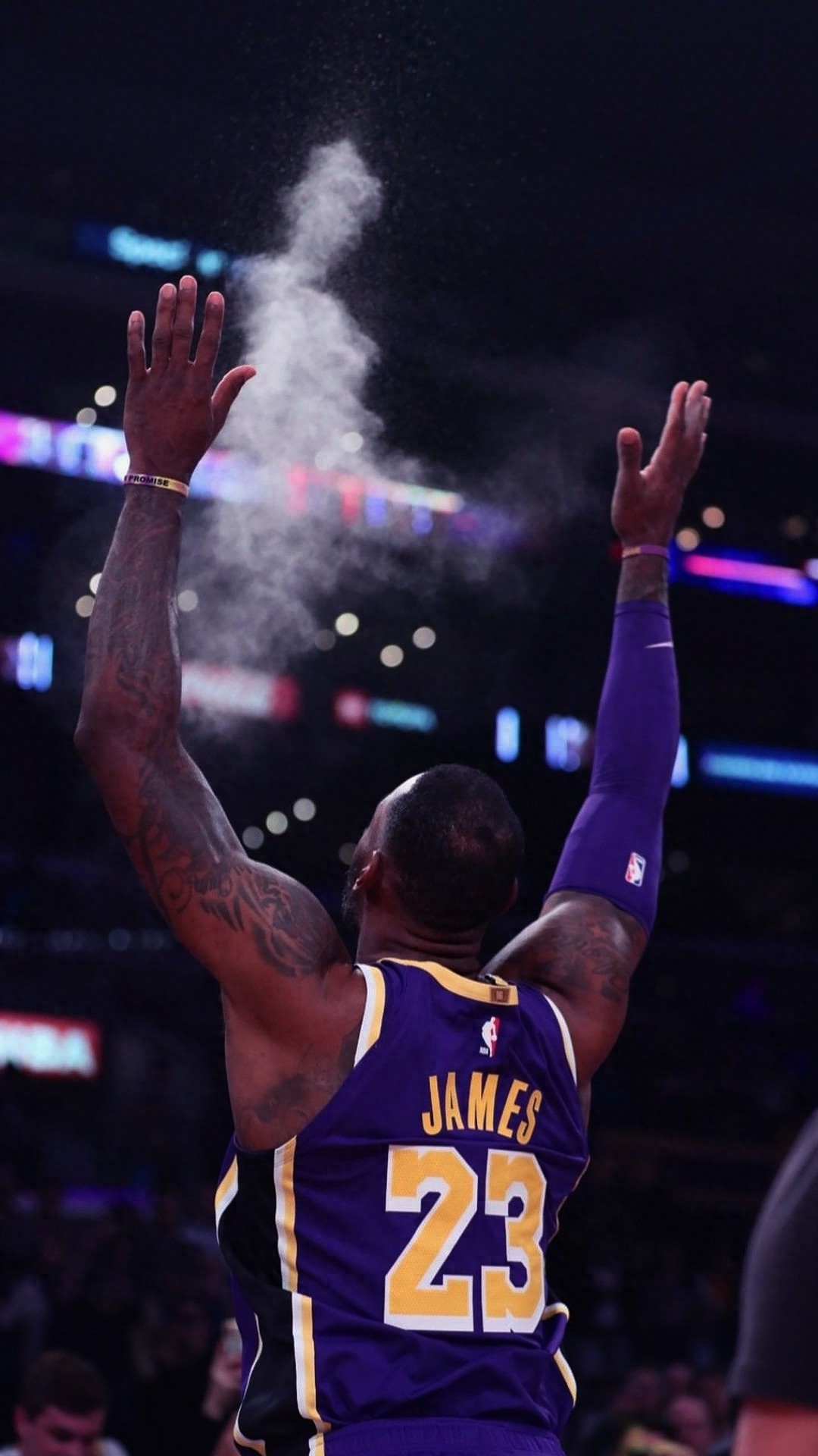 分享勒布朗詹姆斯高清手机壁纸1080×1920 喜欢可直接下载使用