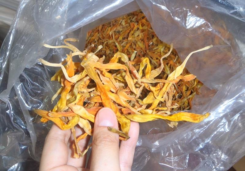 干黄花菜怎么挑选和处理