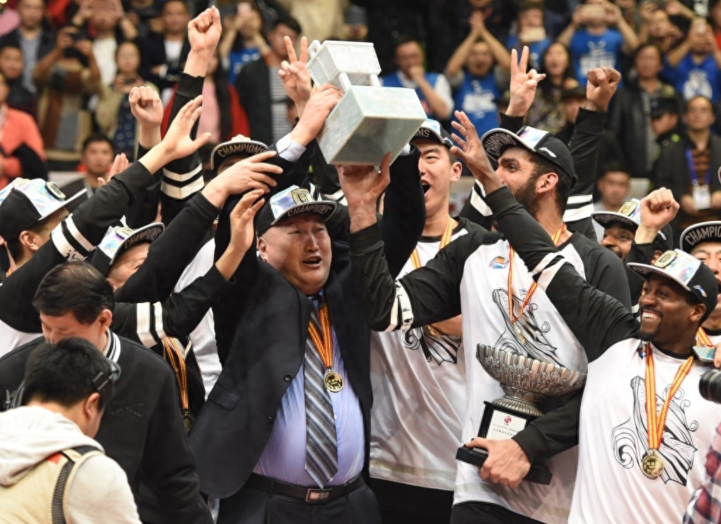 篮球——CBA总决赛：四川队获总冠军