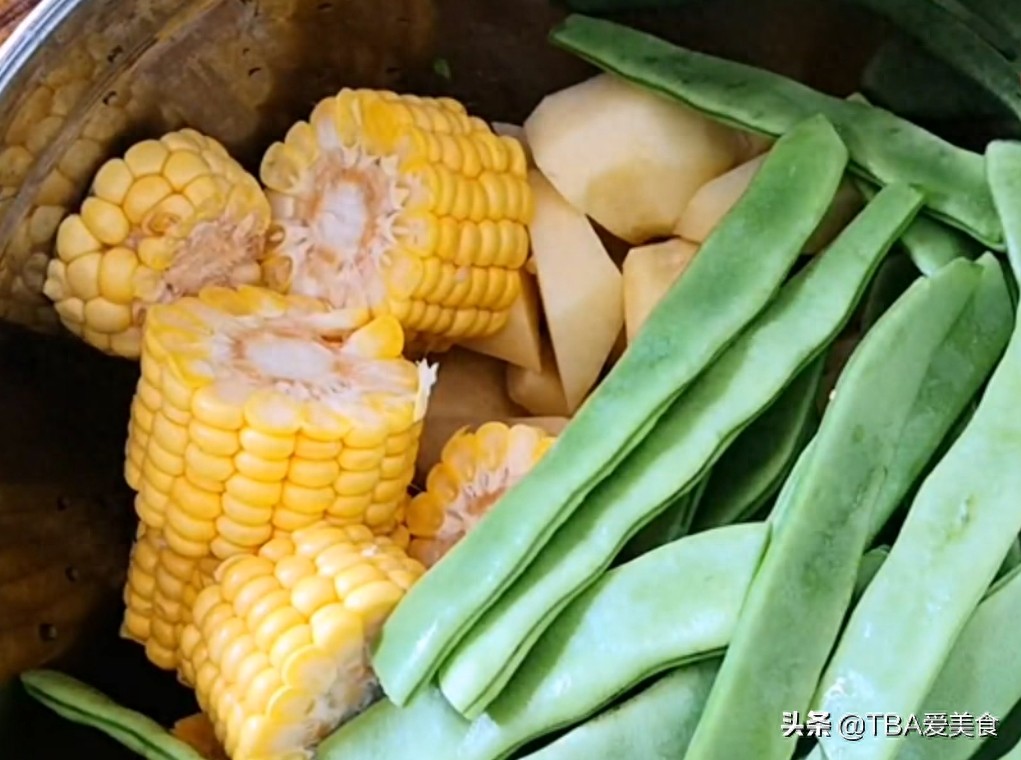 东北名菜大丰收，名字好听营养丰富，做法更简单，好吃到舔手指