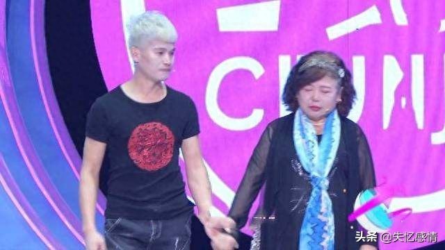 直击：28岁小伙和65岁大妈相爱结婚！同龄的婆婆的举动让人惊讶